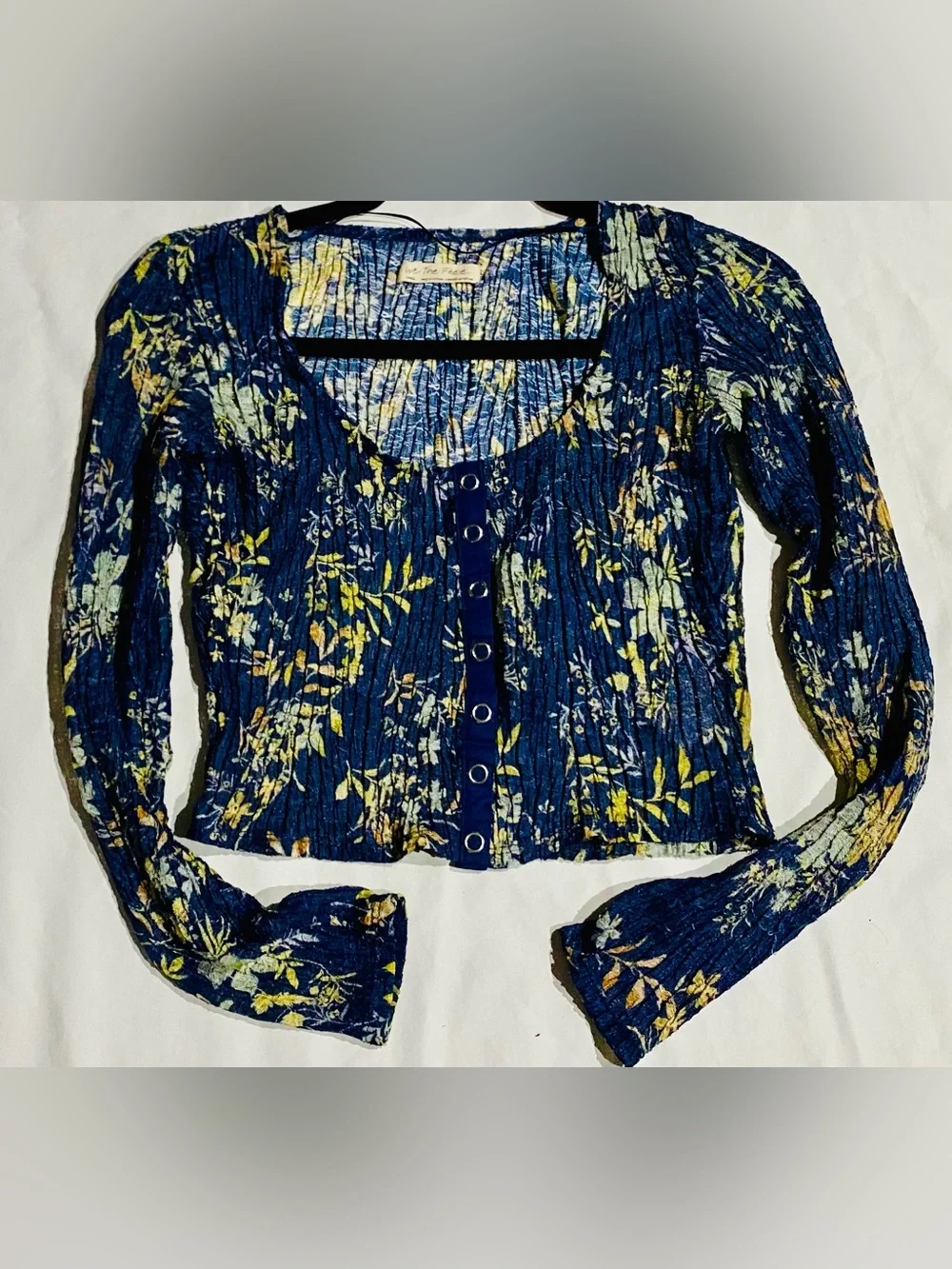 We The Free Angelina Sheer Navy  Floral Crinkle Button-Front Top Sz. S